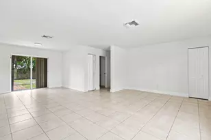 399 SW 14th St, Deerfield Beach, FL 33441 - Photo 5