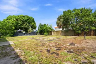 399 SW 14th St, Deerfield Beach, FL 33441 - Photo 25