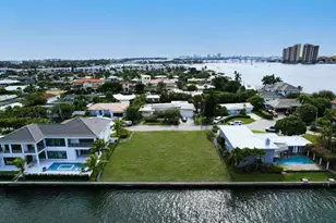 1050 Bimini Ln, Singer Island, FL 33404 - Photo 3