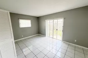 320 SW 1st St, Pompano Beach, FL 33060 - Photo 15
