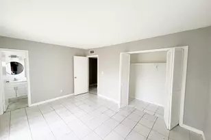 320 SW 1st St, Pompano Beach, FL 33060 - Photo 17