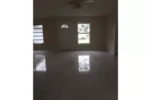 9330 NW 42nd Ct, Sunrise, FL 33351 - Photo 5