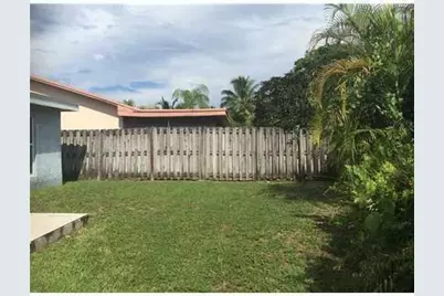 9330 NW 42nd Court #9330, Sunrise, FL 33351 - Photo 11