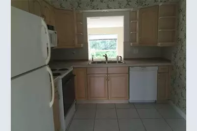 9330 NW 42nd Court #9330, Sunrise, FL 33351 - Photo 3
