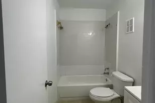 19255 NE 2nd Ave, Miami, FL 33179 - Photo 15