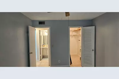 125 Northampton G, West Palm Beach, FL 33417 - Photo 11