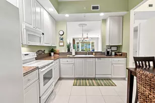 26 Harbour Isle Dr W, Fort Pierce, FL 34949 - Photo 9