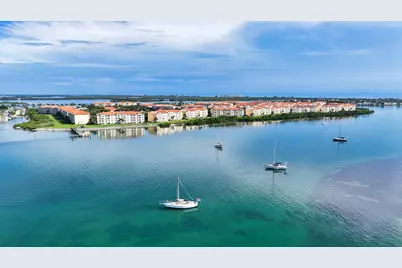 25 Harbour Isle Drive W #104, Fort Pierce, FL 34949 - Photo 45