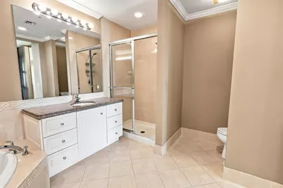 25 Harbour Isle Drive W #104, Fort Pierce, FL 34949 - Photo 19