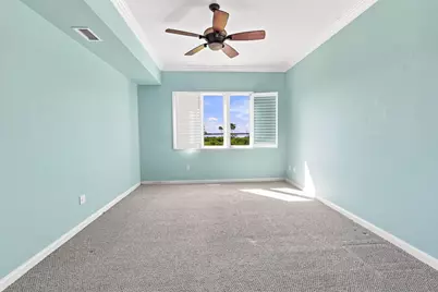 25 Harbour Isle Drive W #104, Fort Pierce, FL 34949 - Photo 13
