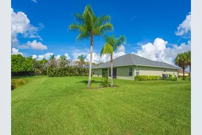 5625 Riverboat Circle SW, Vero Beach, FL 32968 - Photo 37