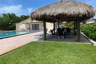 8094 SE Villa Cir, Hobe Sound, FL 33455 - Photo 11