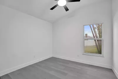 1237 SW Edinburgh Drive, Port Saint Lucie, FL 34953 - Photo 39