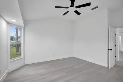 1237 SW Edinburgh Drive, Port Saint Lucie, FL 34953 - Photo 33