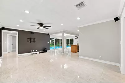 2380 NW 107th Avenue, Coral Springs, FL 33065 - Photo 23