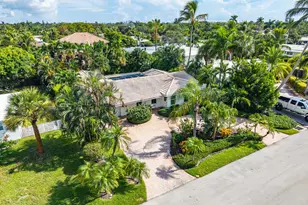 2641 NE 52nd St, Lighthouse Point, FL 33064 - Photo 41