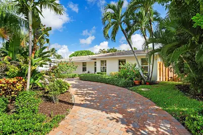 2641 NE 52nd Street, Lighthouse Point, FL 33064 - Photo 3