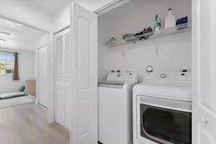 7783 Deercreek Ct, Davie, FL 33328 - Photo 21