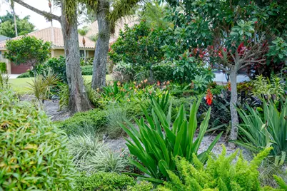 900 Cosmos Court, Wellington, FL 33414 - Photo 3