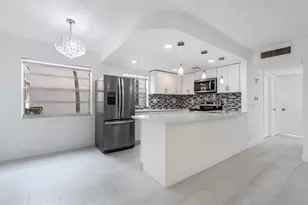 108 Normandy C Ln, Delray Beach, FL 33484 - Photo 3