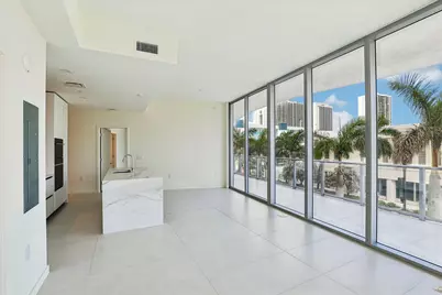1400 Biscayne Boulevard #201, Miami, FL 33132 - Photo 11