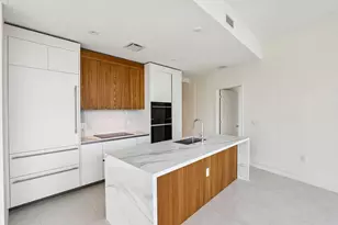 1400 Biscayne Blvd, Miami, FL 33132 - Photo 5