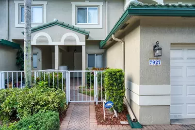 7927 Exeter Boulevard E, Tamarac, FL 33321 - Photo 37