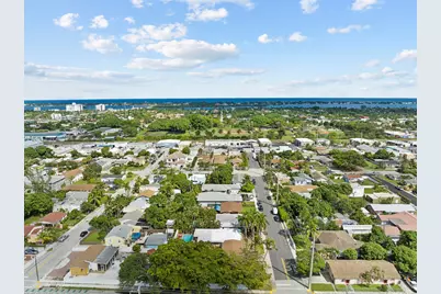 721 Dobbins Street, West Palm Beach, FL 33405 - Photo 33