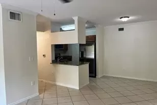6410 Emerald Dunes Dr, West Palm Beach, FL 33411 - Photo 7