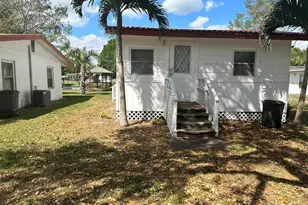 3203 SE 29th Ln, Okeechobee, FL 34974 - Photo 13