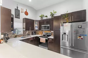5318 NW 93rd Ave, Sunrise, FL 33351 - Photo 5