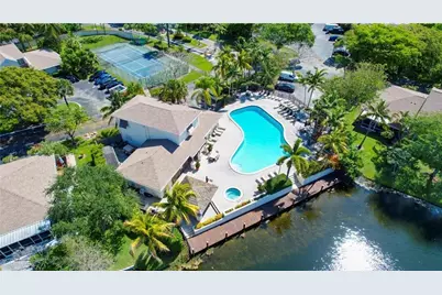 4874 N Hemingway Circle, Margate, FL 33063 - Photo 27