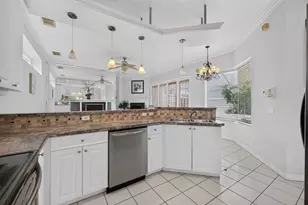 588 SW St Johns Bay, Port Saint Lucie, FL 34986 - Photo 13