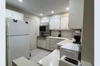 305 N Pompano Beach Boulevard #507, Pompano Beach, FL 33062 - Photo 3