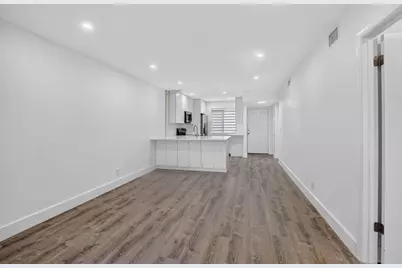 21950 Soundview Terrace #107, Boca Raton, FL 33433 - Photo 9