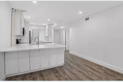 21950 Soundview Terrace #107, Boca Raton, FL 33433 - Photo 5
