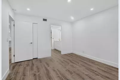 21950 Soundview Terrace #107, Boca Raton, FL 33433 - Photo 13
