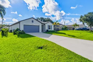 226 SW Milburn Cir, Port Saint Lucie, FL 34953 - Photo 1