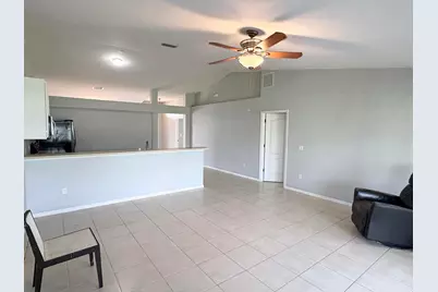 2182 SW Idaho Lane, Port Saint Lucie, FL 34953 - Photo 7