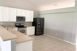 2182 SW Idaho Ln, Port Saint Lucie, FL 34953 - Photo 5