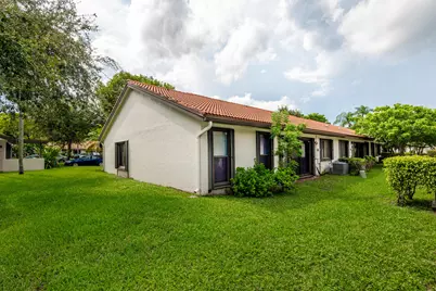 7143 Wisteria Way, Tamarac, FL 33321 - Photo 3