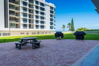 750 N Ocean Boulevard #1403, Pompano Beach, FL 33062 - Photo 27