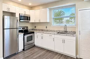 2793 Shawnee Rd, West Palm Beach, FL 33406 - Photo 5