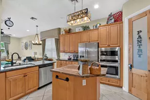 6839 Houlton Cir, Greenacres, FL 33467 - Photo 9