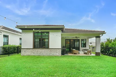 528 SE Fascino Circle SE, Port Saint Lucie, FL 34984 - Photo 27
