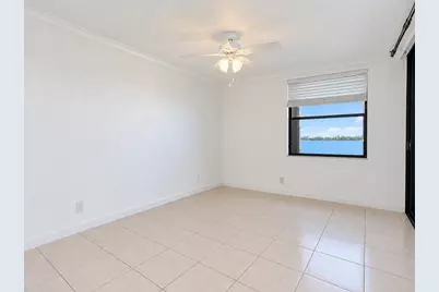 110 Lake Emerald Drive #103, Oakland Park, FL 33309 - Photo 13