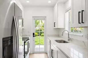 1400 NE 4th Ct, Fort Lauderdale, FL 33301 - Photo 9