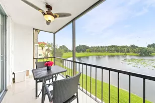 9400 N Hollybrook Lake Dr, Pembroke Pines, FL 33025 - Photo 27