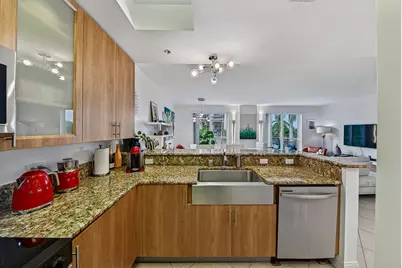 2631 NE 14th Avenue #316, Wilton Manors, FL 33334 - Photo 21