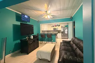520 NW 7th St, Boynton Beach, FL 33426 - Photo 3